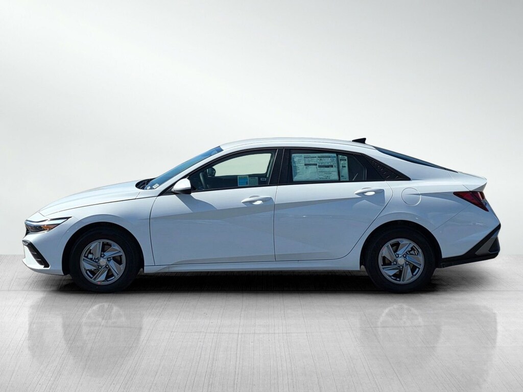 New 2026 Hyundai Elantra SE 4dr Car