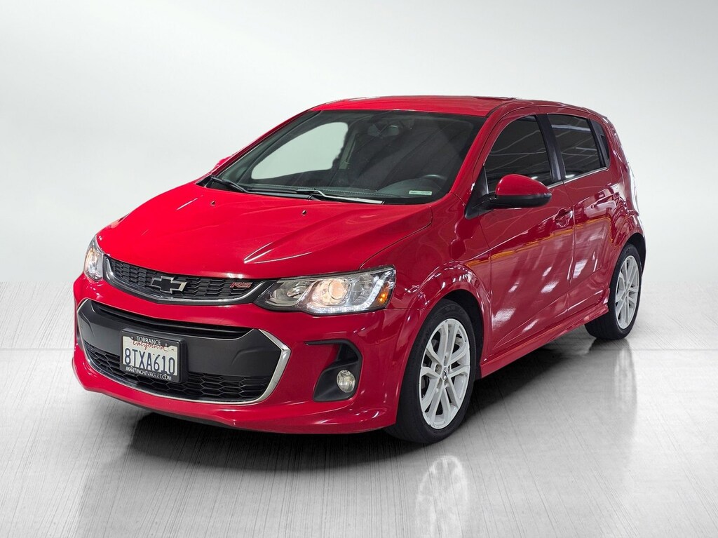 Used 2020 Chevrolet Sonic LT w/1SD Hatchback