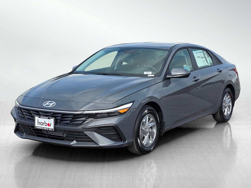 New 2026 Hyundai Elantra SE 4dr Car