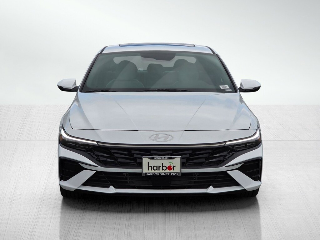 New 2025 Hyundai Elantra Hybrid Limited 4dr Car