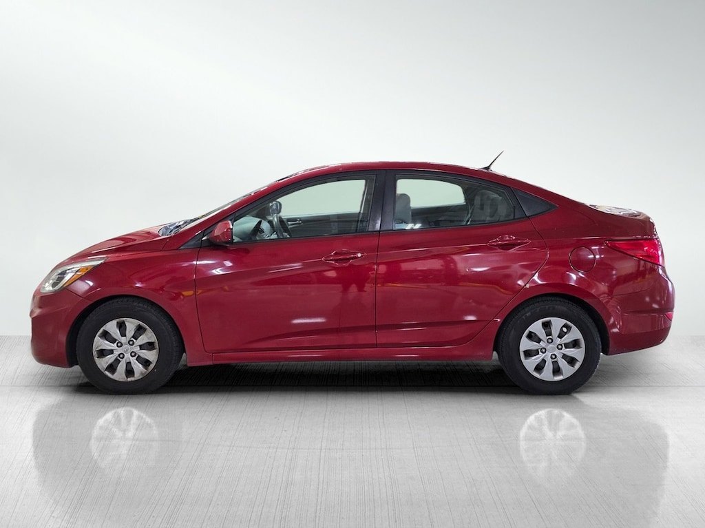 Used 2017 Hyundai Accent SE Sedan