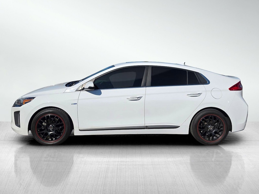 Certified 2017 Hyundai Ioniq Hybrid Limited Hatchback