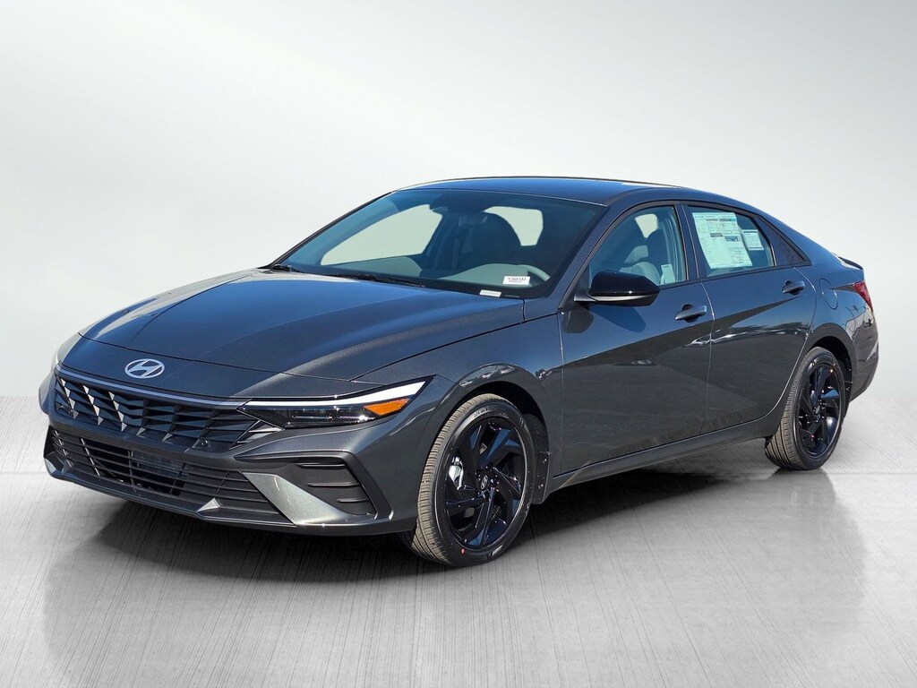 New 2026 Hyundai Elantra SEL Sport 4dr Car