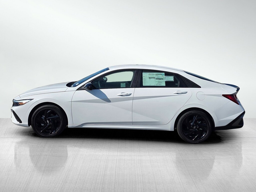 New 2026 Hyundai Elantra HEV SEL Sport 4dr Car