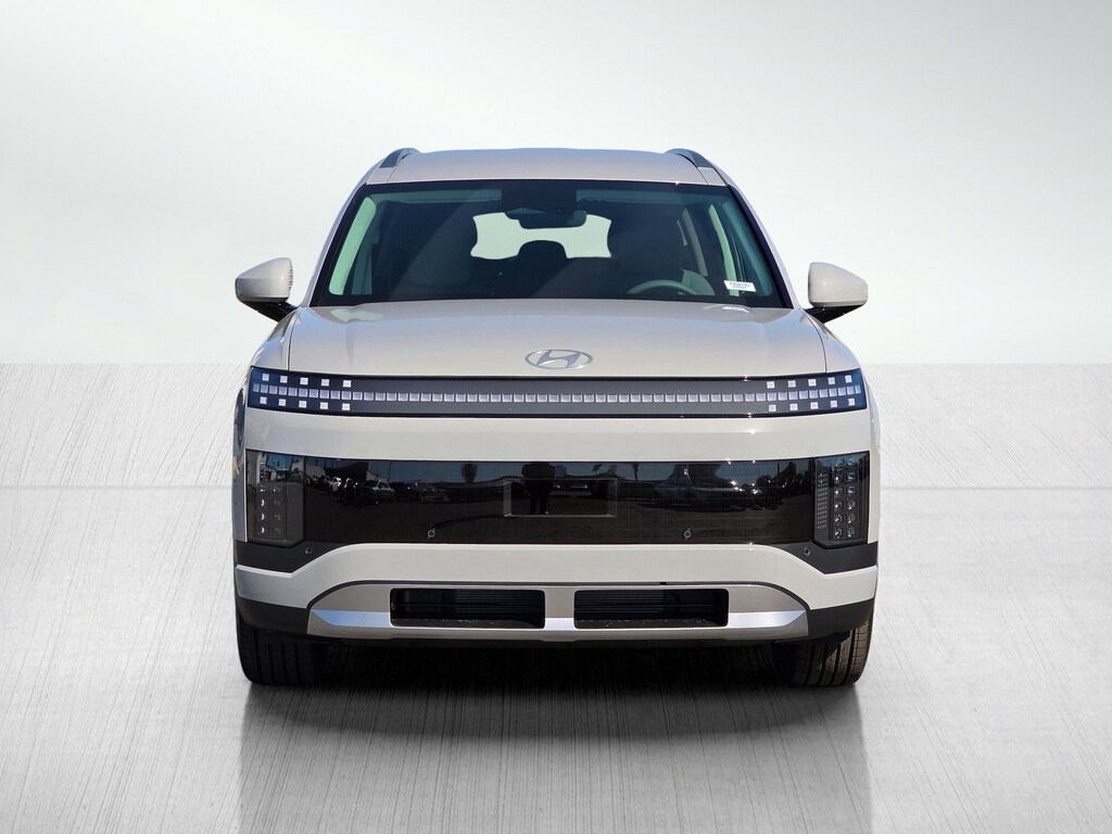 New 2026 Hyundai IONIQ 9 SE Sport Utility