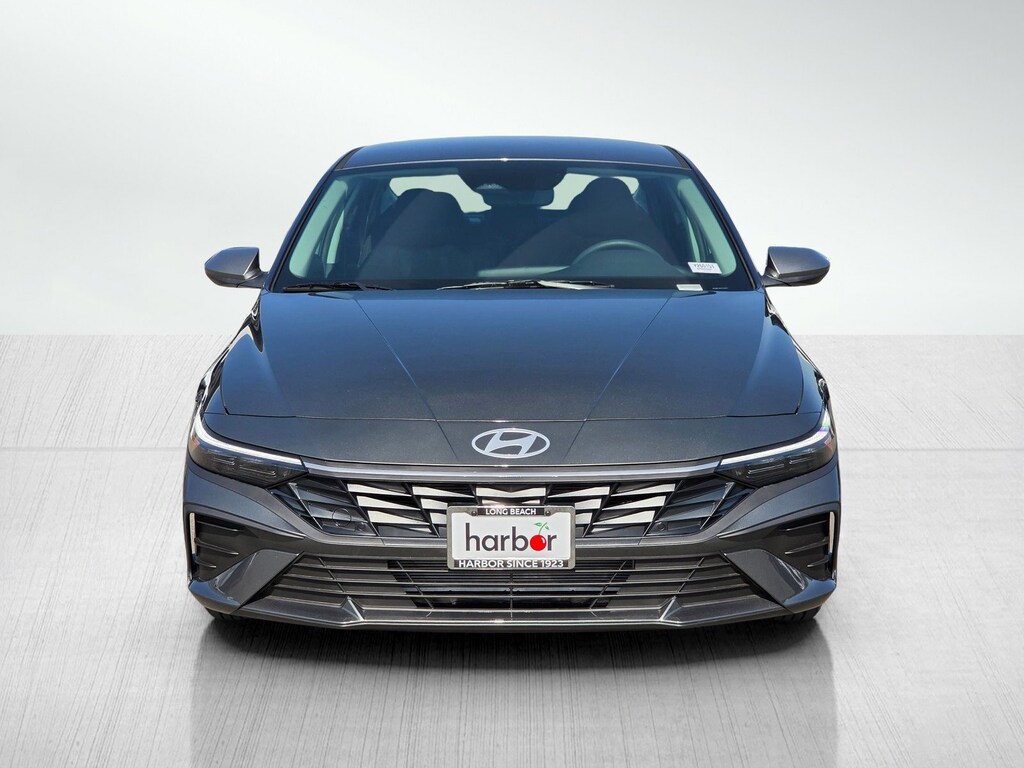 New 2026 Hyundai Elantra SE 4dr Car