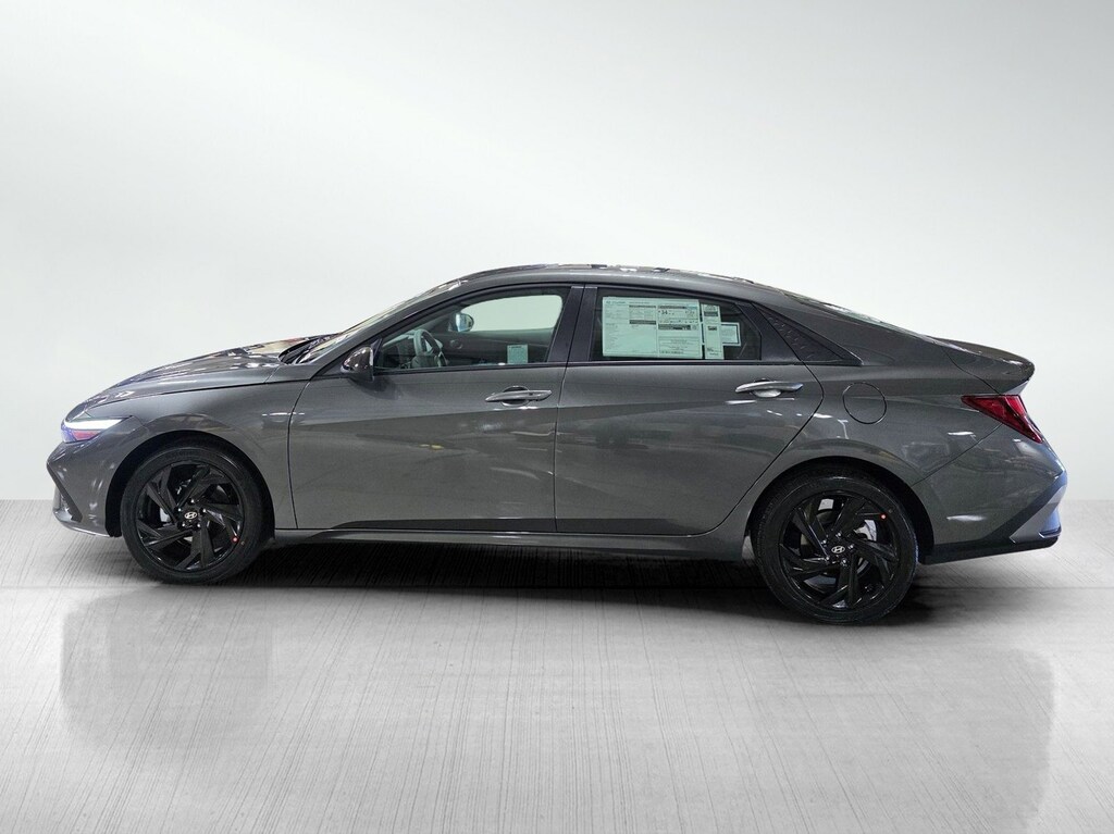 New 2026 Hyundai Elantra SEL Sport 4dr Car