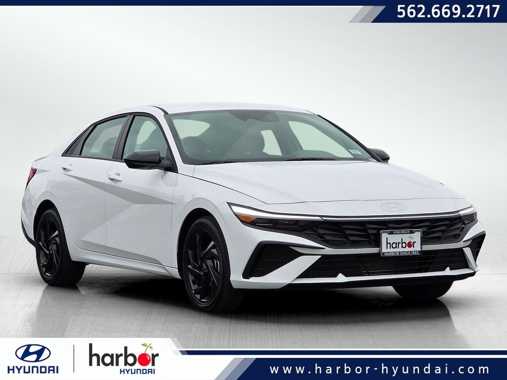 New 2026 Hyundai Elantra SEL Sport 4dr Car