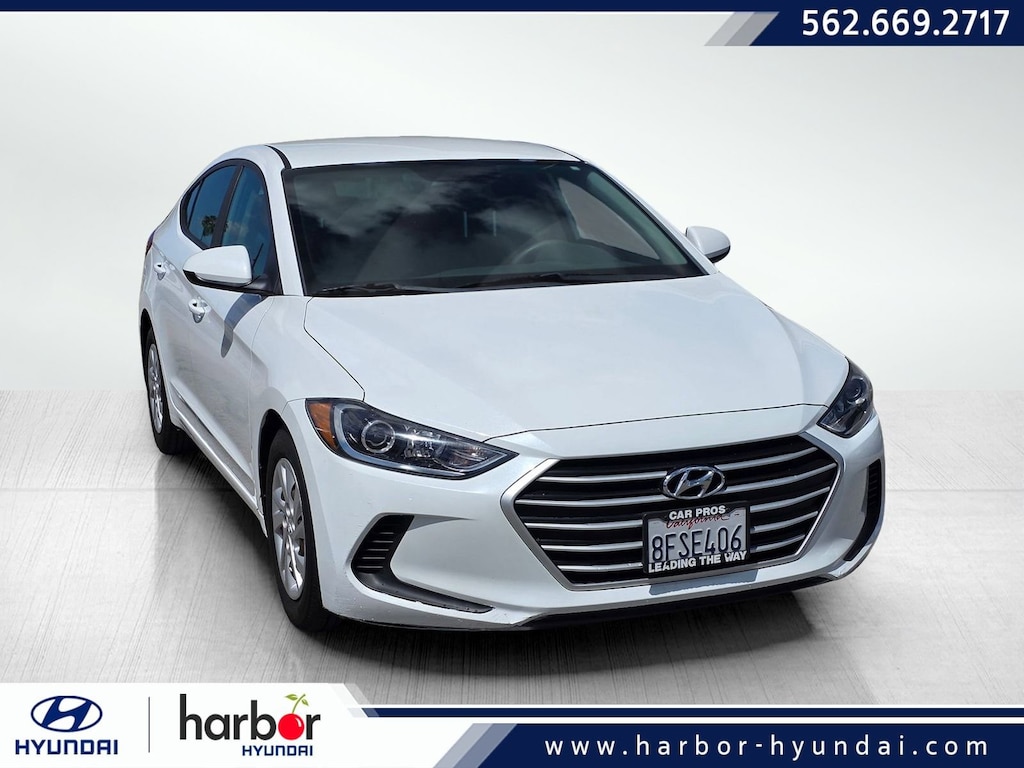 Used 2018 Hyundai Elantra SE Sedan