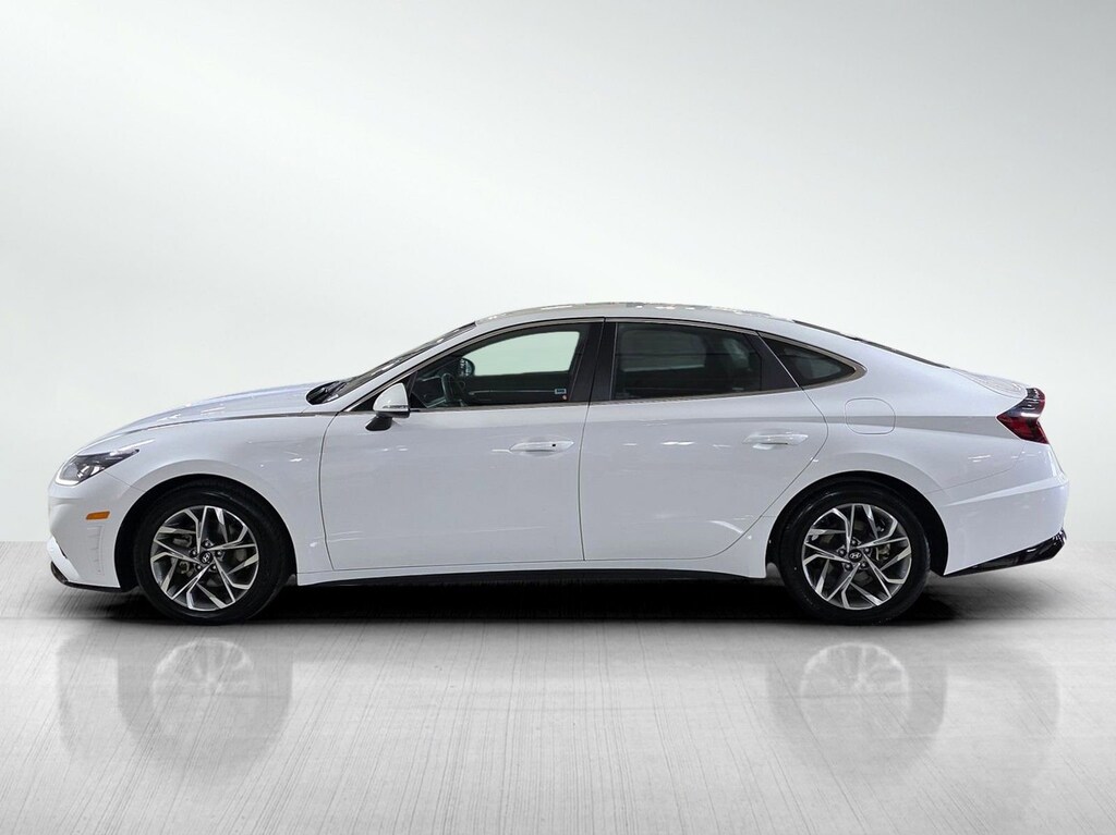 Used 2023 Hyundai Sonata SEL Sedan