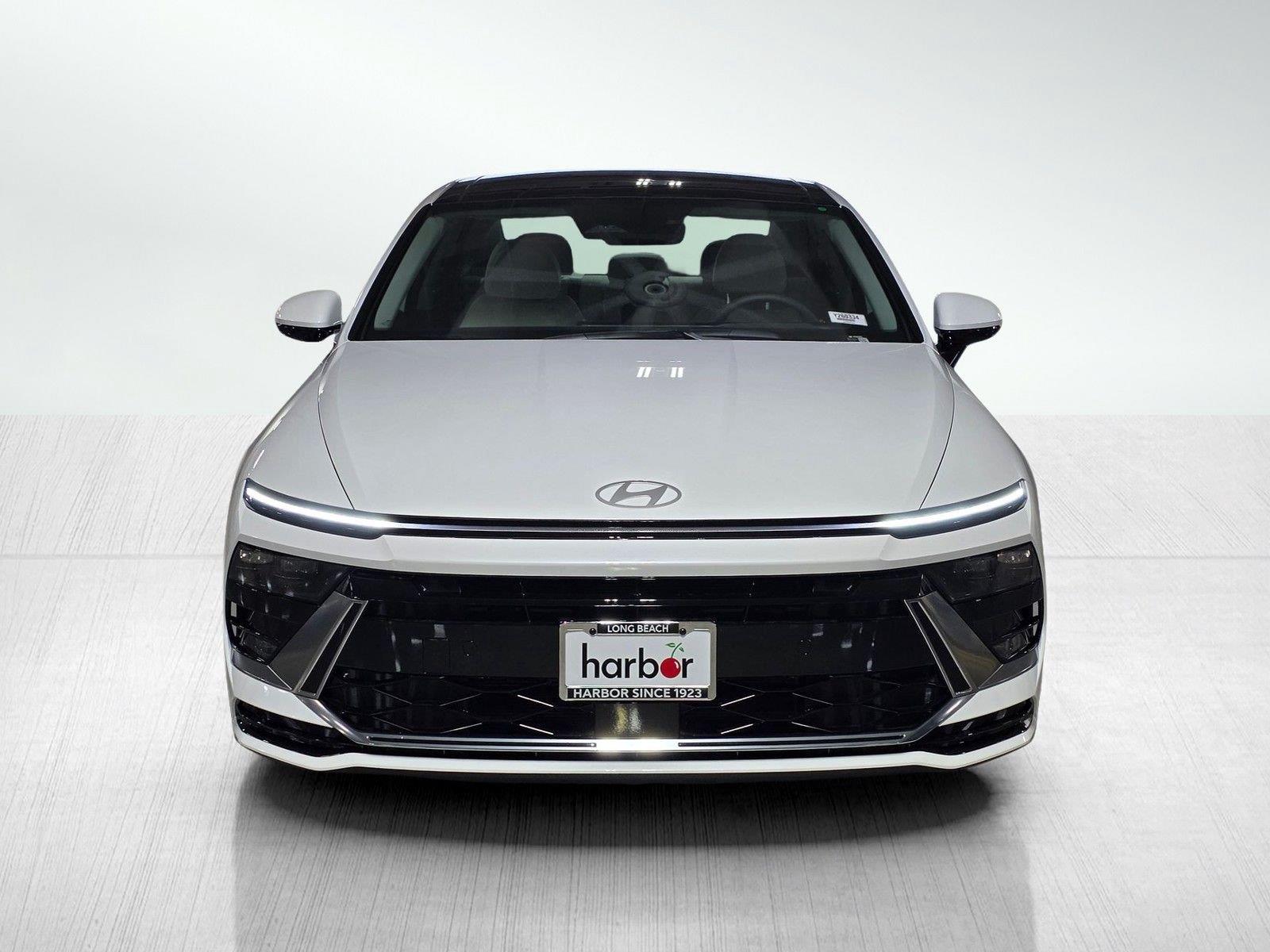 New 2026 Hyundai Sonata Hybrid SEL Sedan