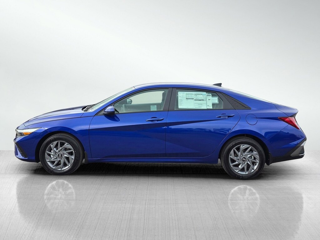 New 2026 Hyundai Elantra Hybrid Blue 4dr Car