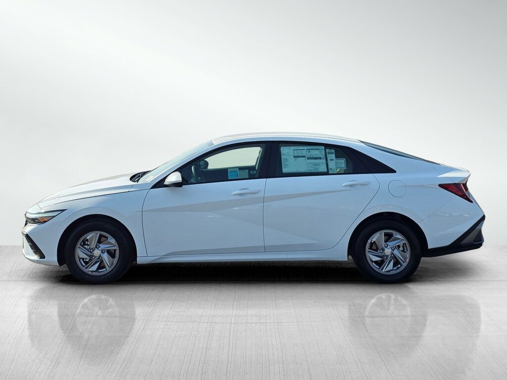 New 2026 Hyundai Elantra SE 4dr Car