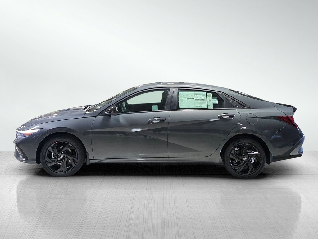 New 2026 Hyundai Elantra SEL Sport 4dr Car