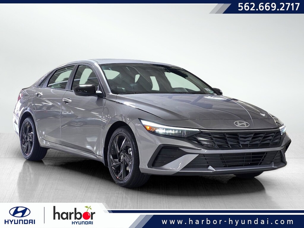 New 2026 Hyundai Elantra SEL Sport 4dr Car