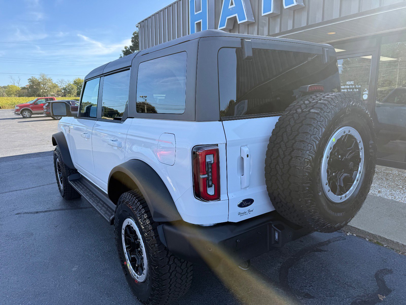 2025 Ford Bronco Outer Banks photo 3
