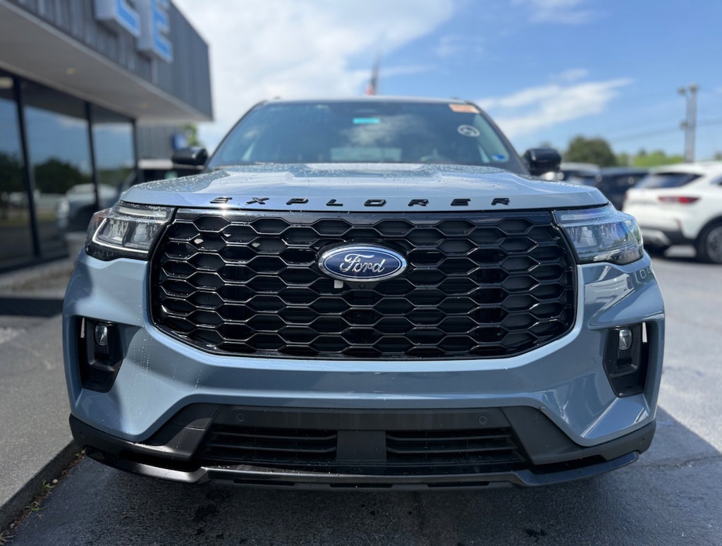 Used 2025 Ford Explorer ST-Line ST-Line 4WD