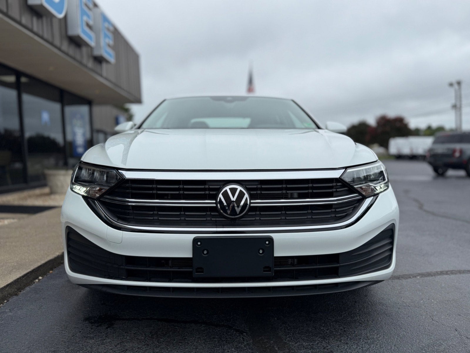 3VW5M7BU3RM087743