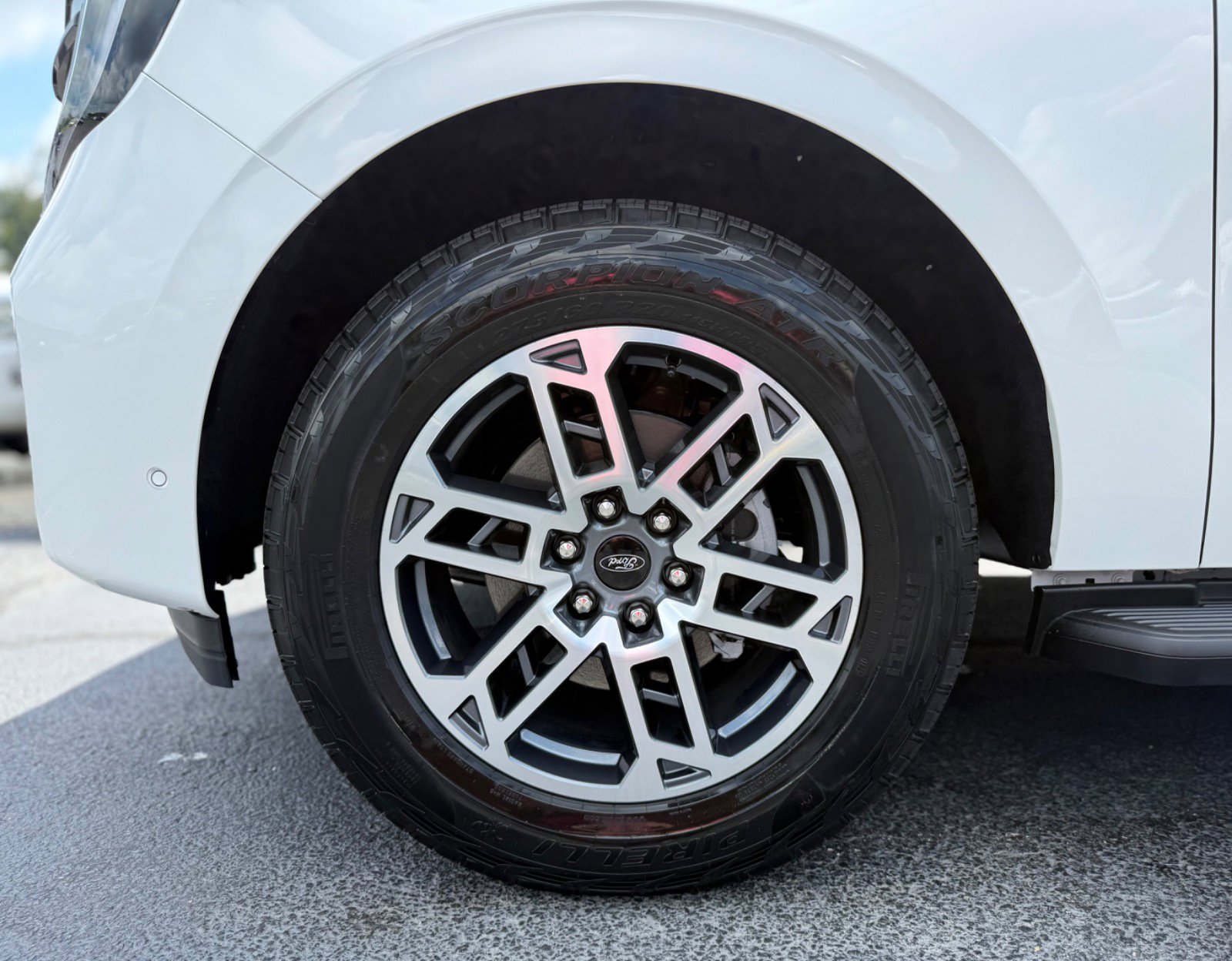 2025 Ford Expedition MAX photo 2