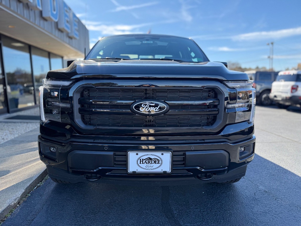 New 2025 Ford F-150 Lariat Truck SuperCrew Cab