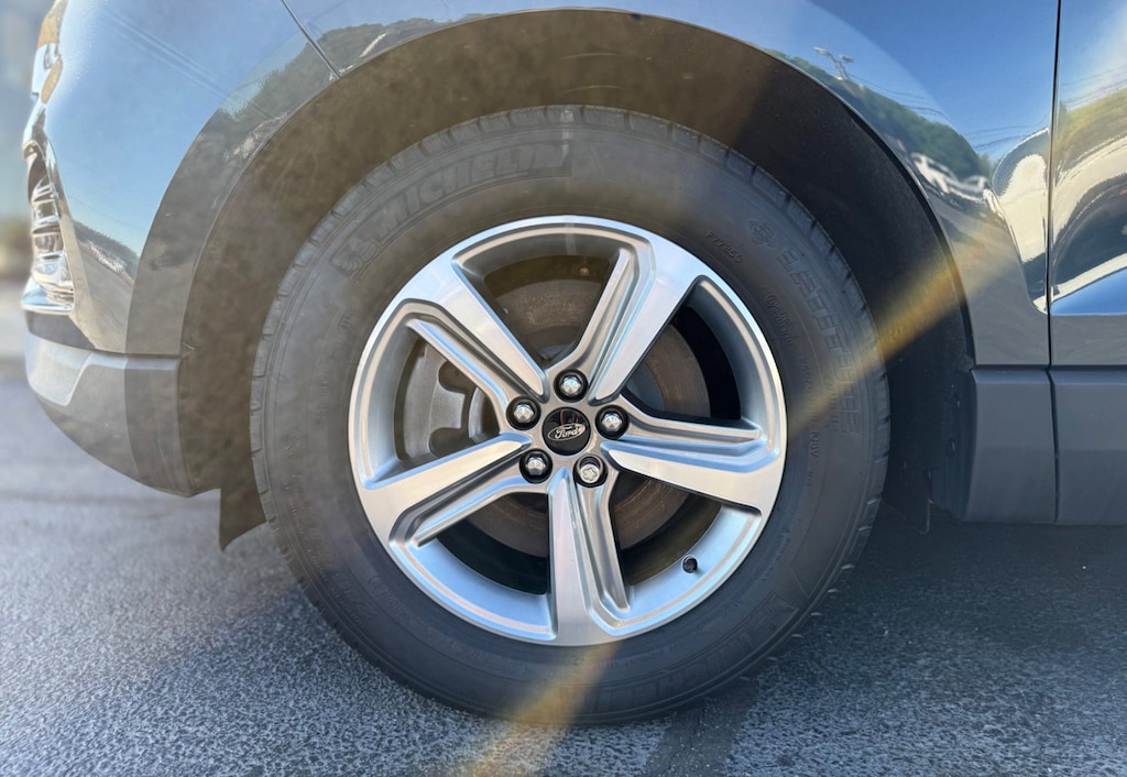 Used 2024 Ford Edge SUV