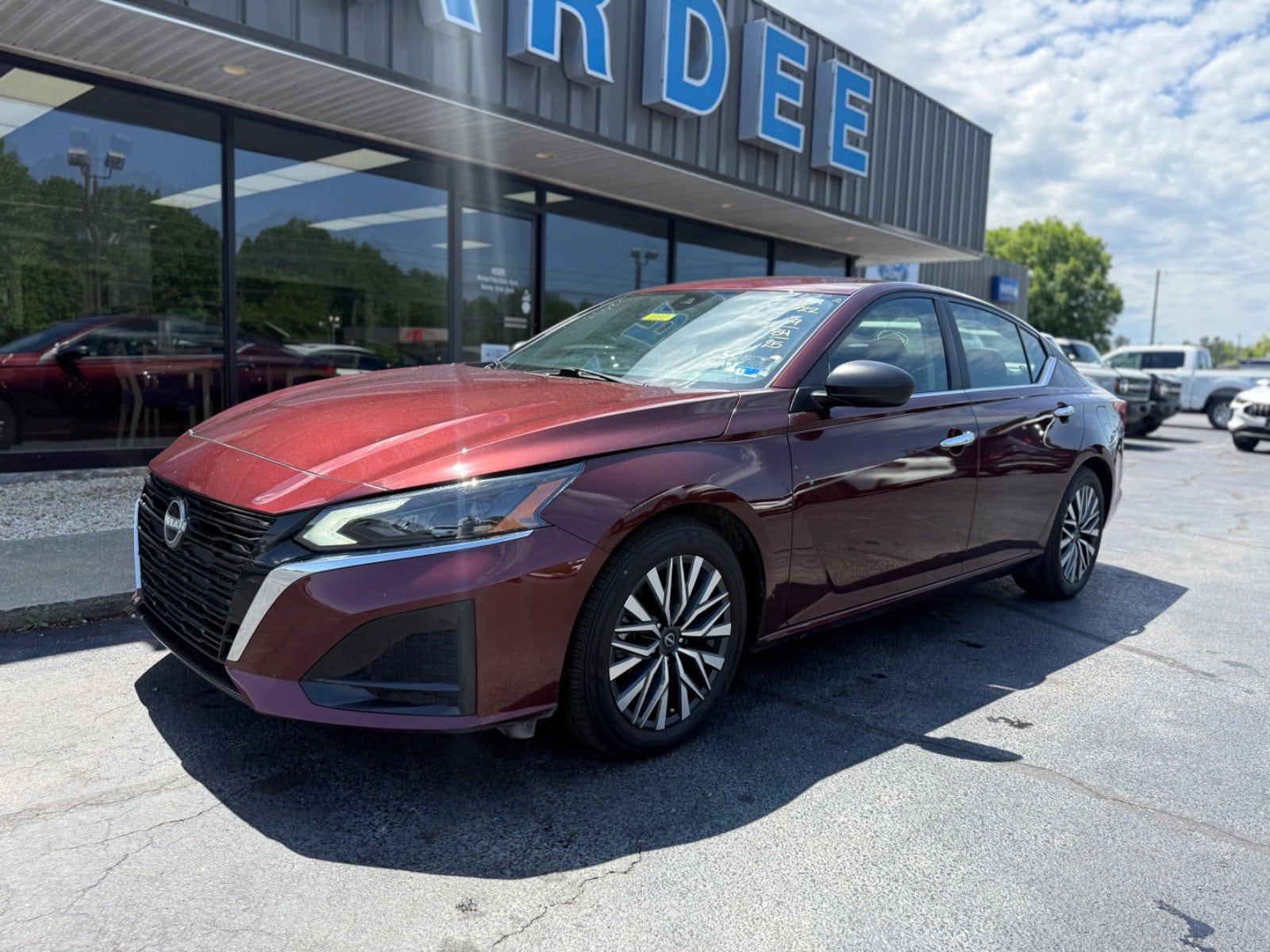 2025 Nissan Altima SV