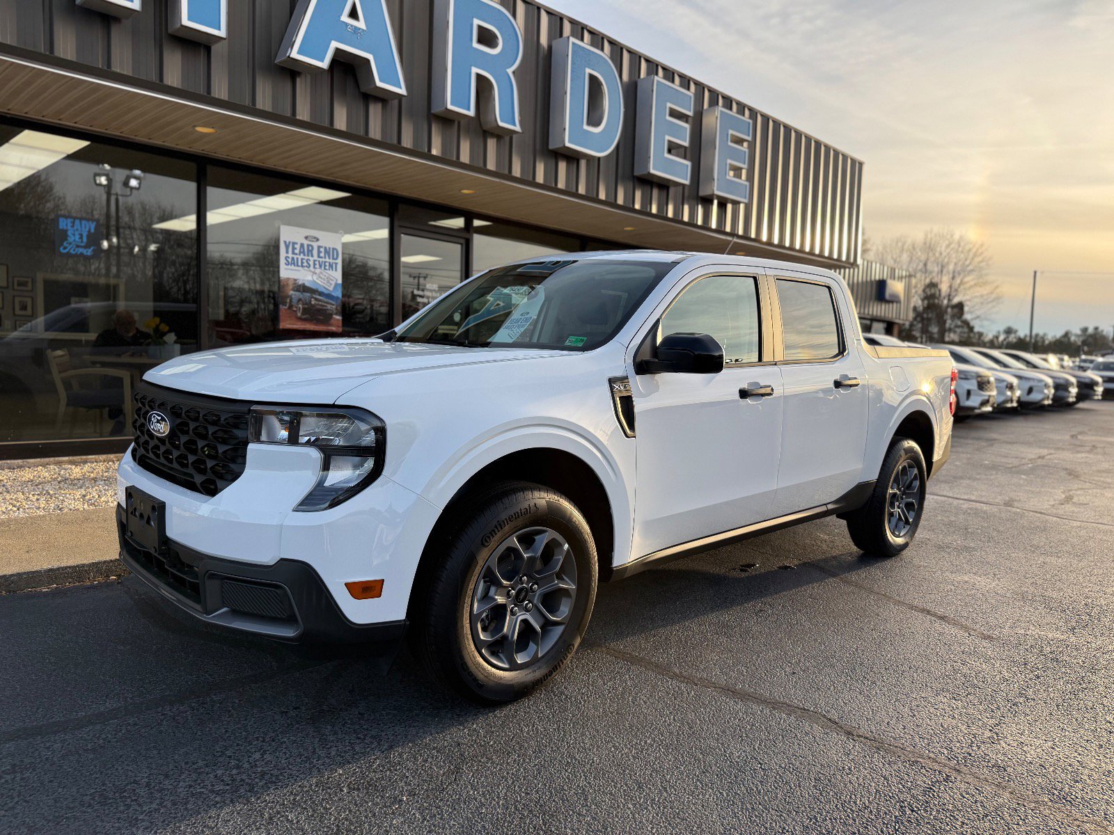 2025 Ford Maverick XLT's photo