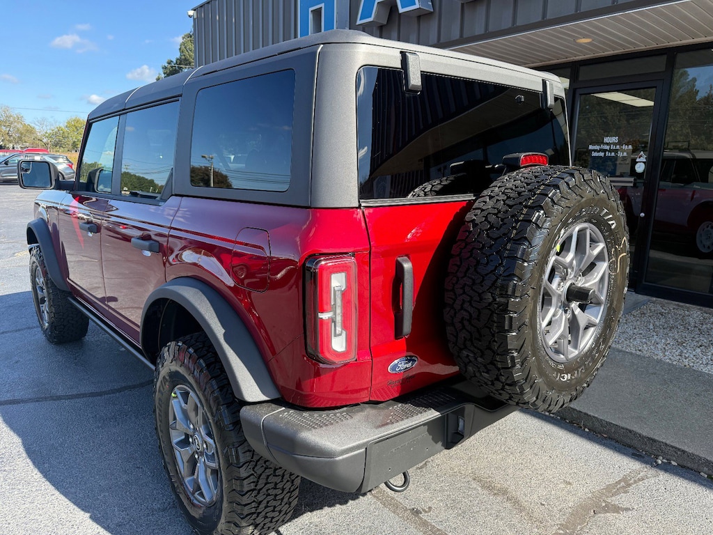 New 2025 Ford Bronco Badlands SUV