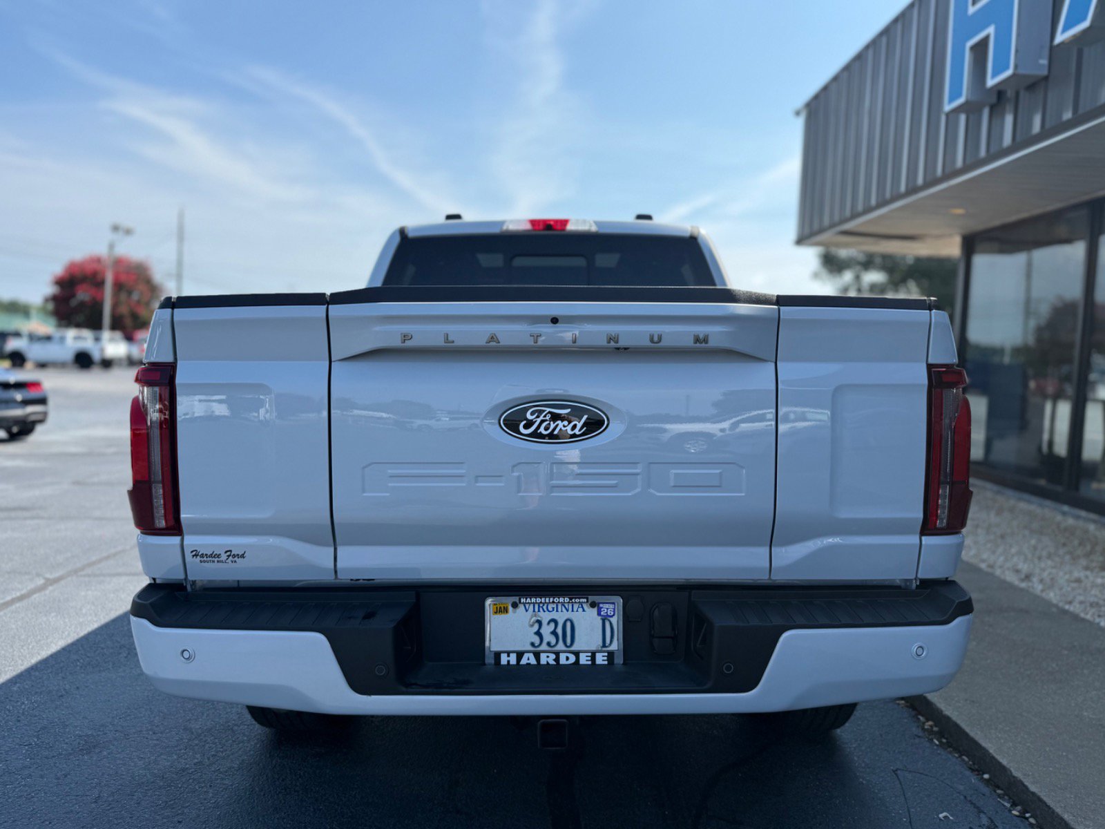 2025 Ford F-150 Platinum photo 3