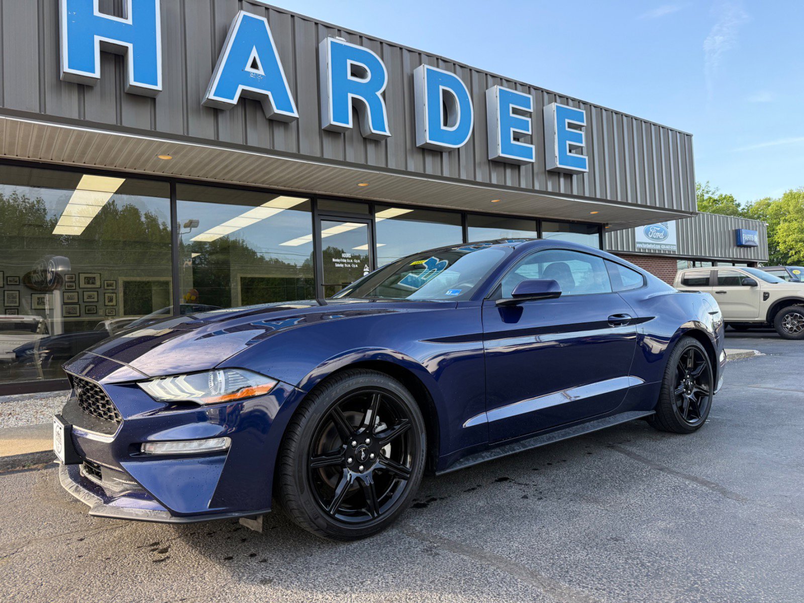 2020 Ford Mustang EcoBoost