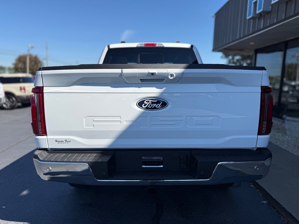 New 2025 Ford F-150 Lariat Truck SuperCrew Cab