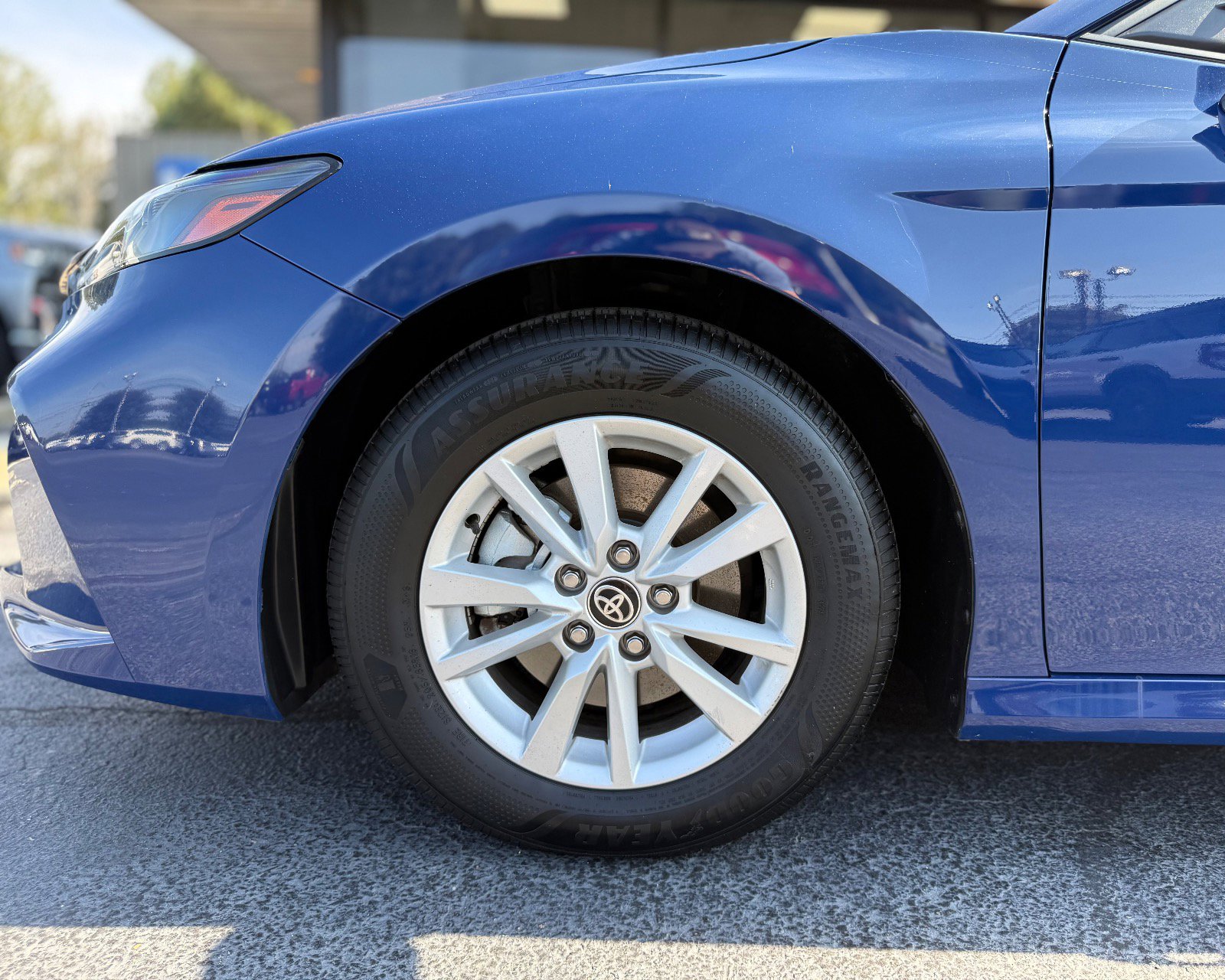 2025 Toyota Camry XSE photo 3