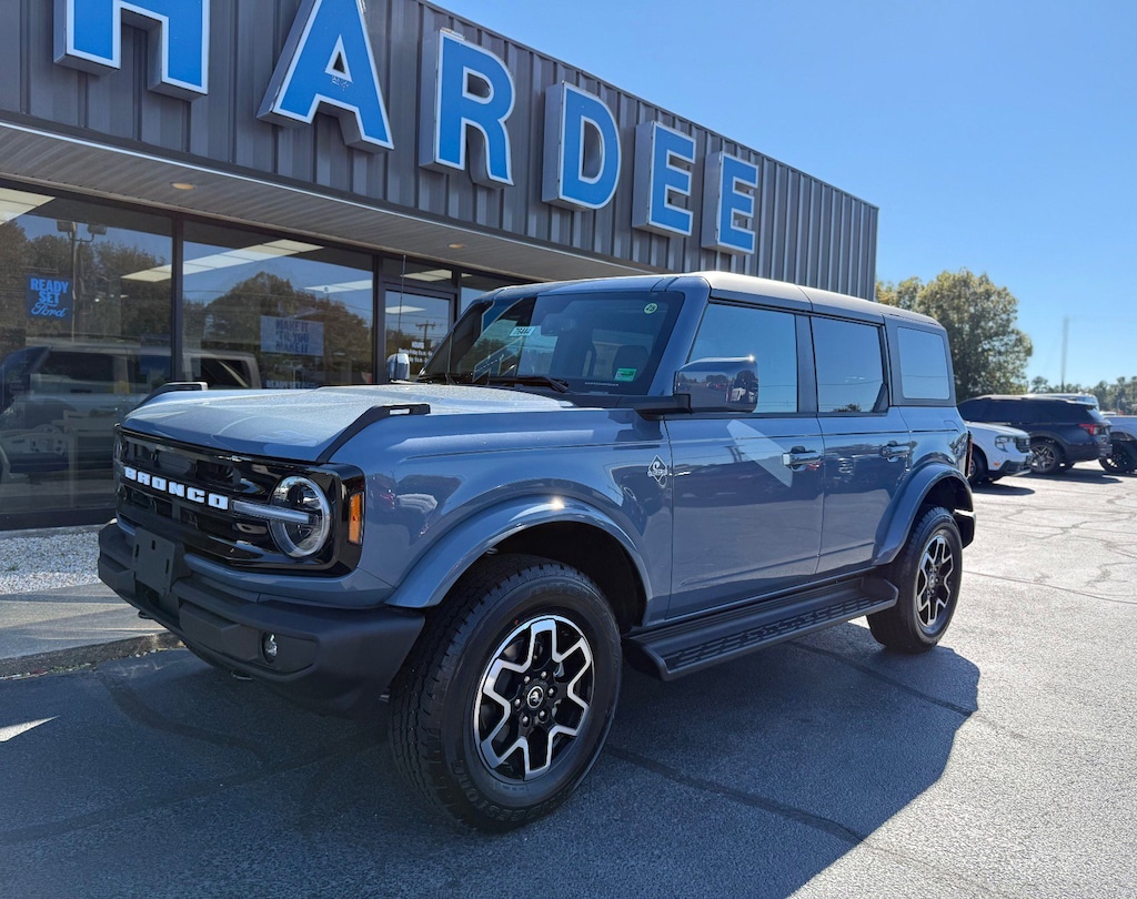 New 2025 Ford Bronco Outer Banks SUV