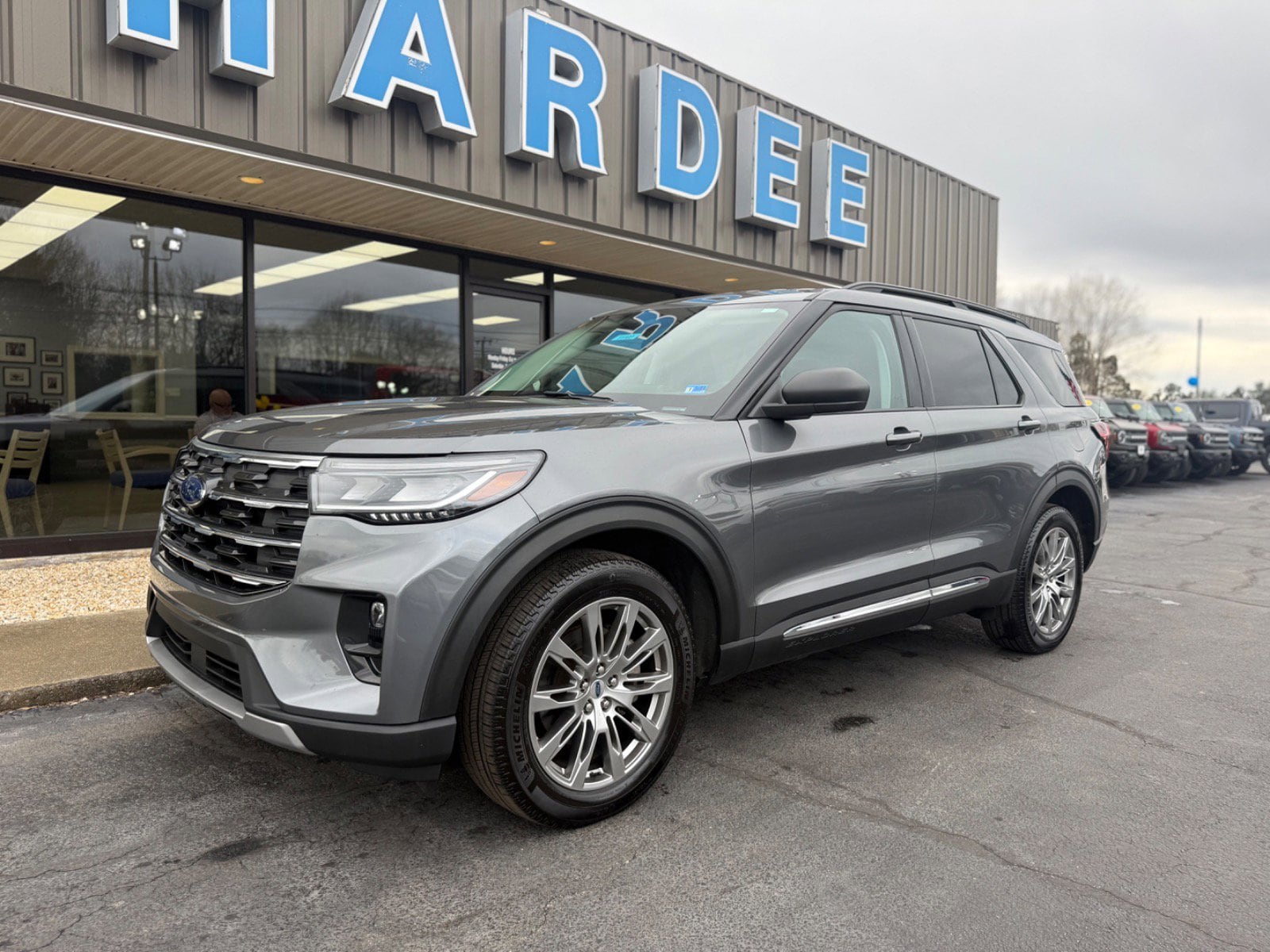 2025 Ford Explorer SUV 