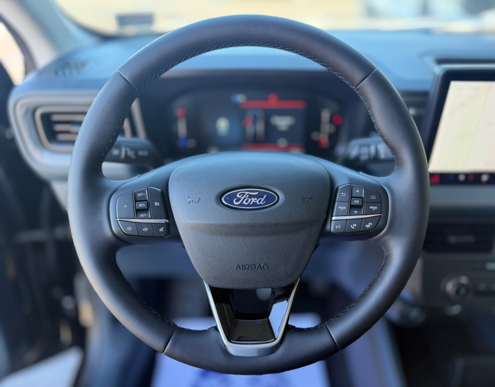 2025 Ford Maverick XLT - Photo 7