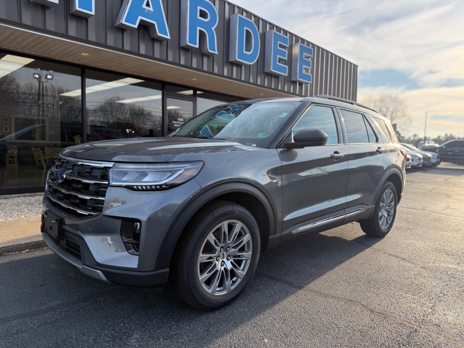 2026 Ford Explorer Active's photo