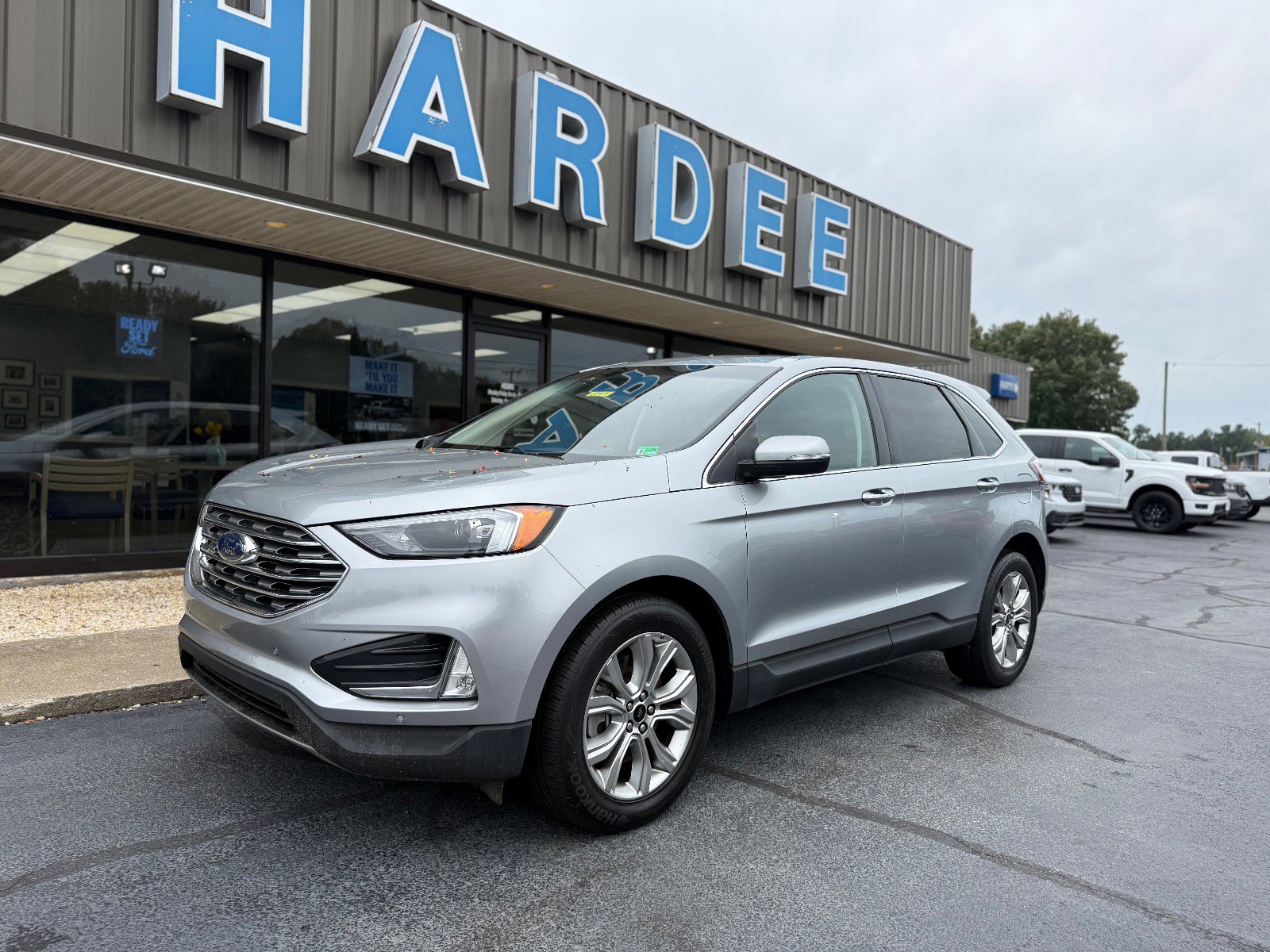 2024 Ford Edge Titanium