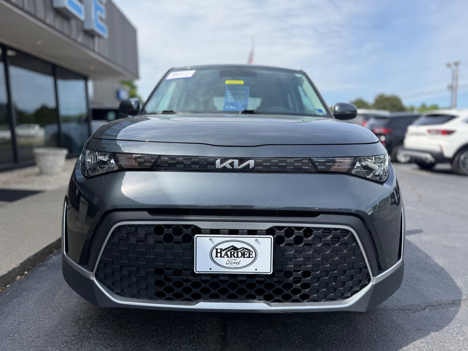 KNDJ23AU3R7915933