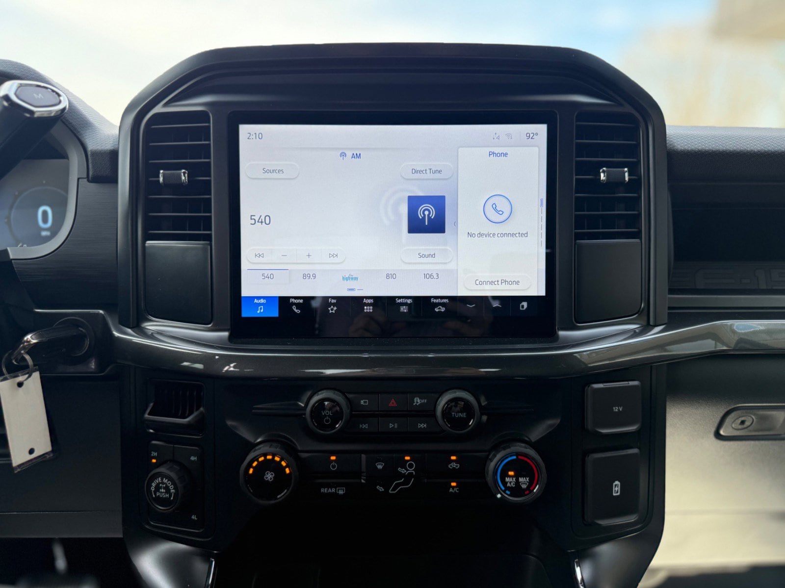 2025 Ford F-150 STX - Photo 13