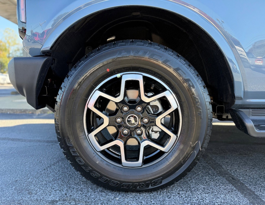 New 2025 Ford Bronco Outer Banks SUV