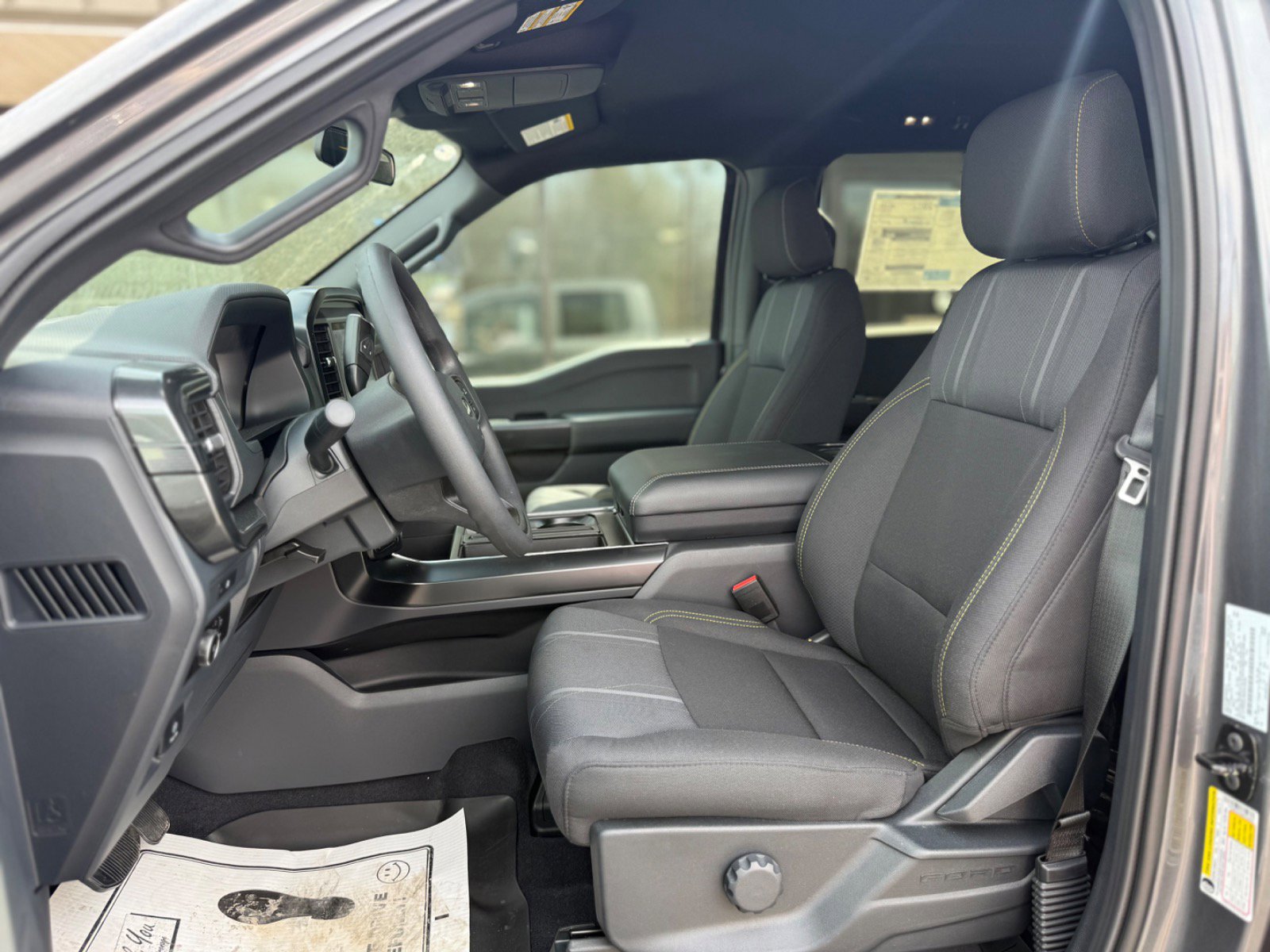 2025 Ford F-150 STX - Photo 7