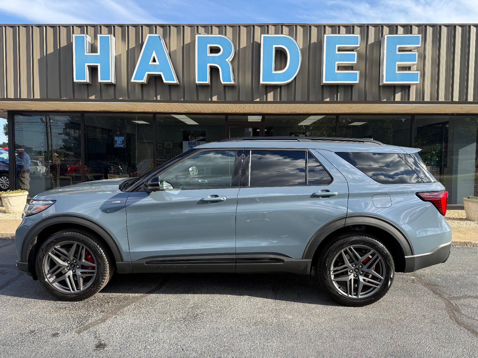 2025 Ford Explorer SUV 