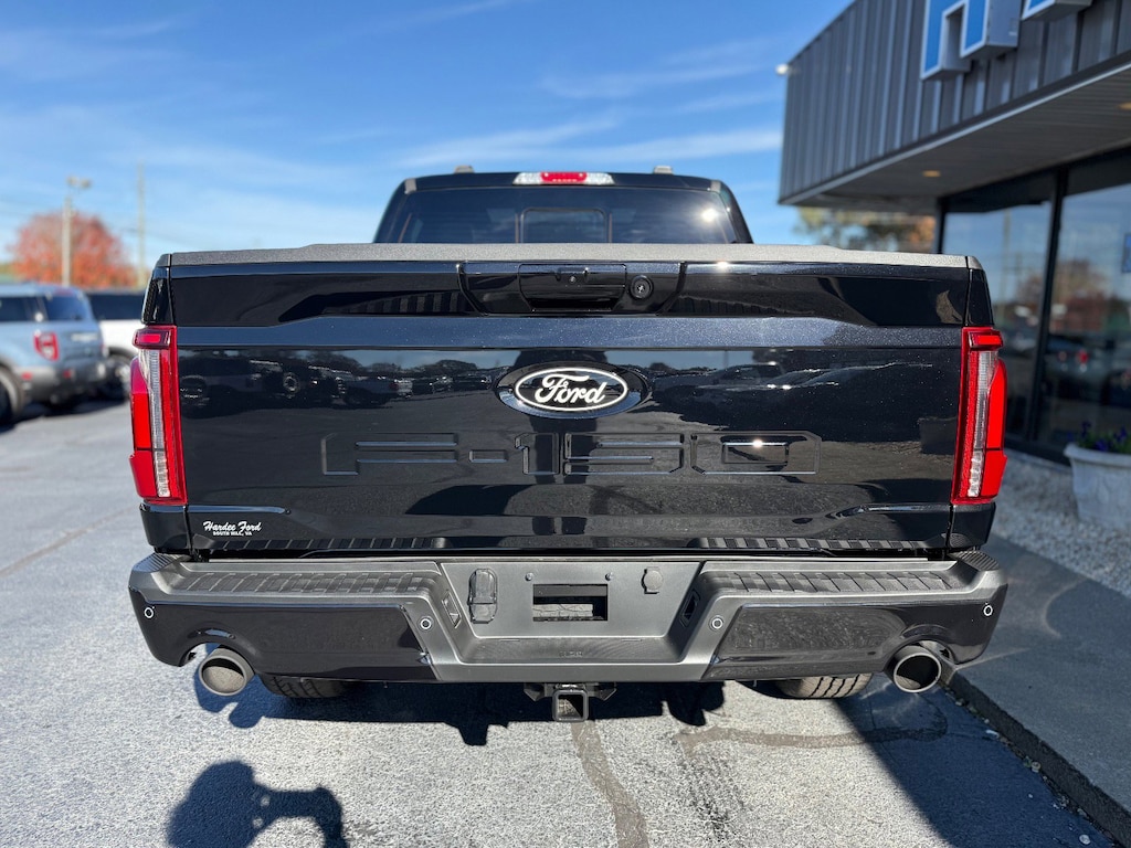 New 2025 Ford F-150 Lariat Truck SuperCrew Cab