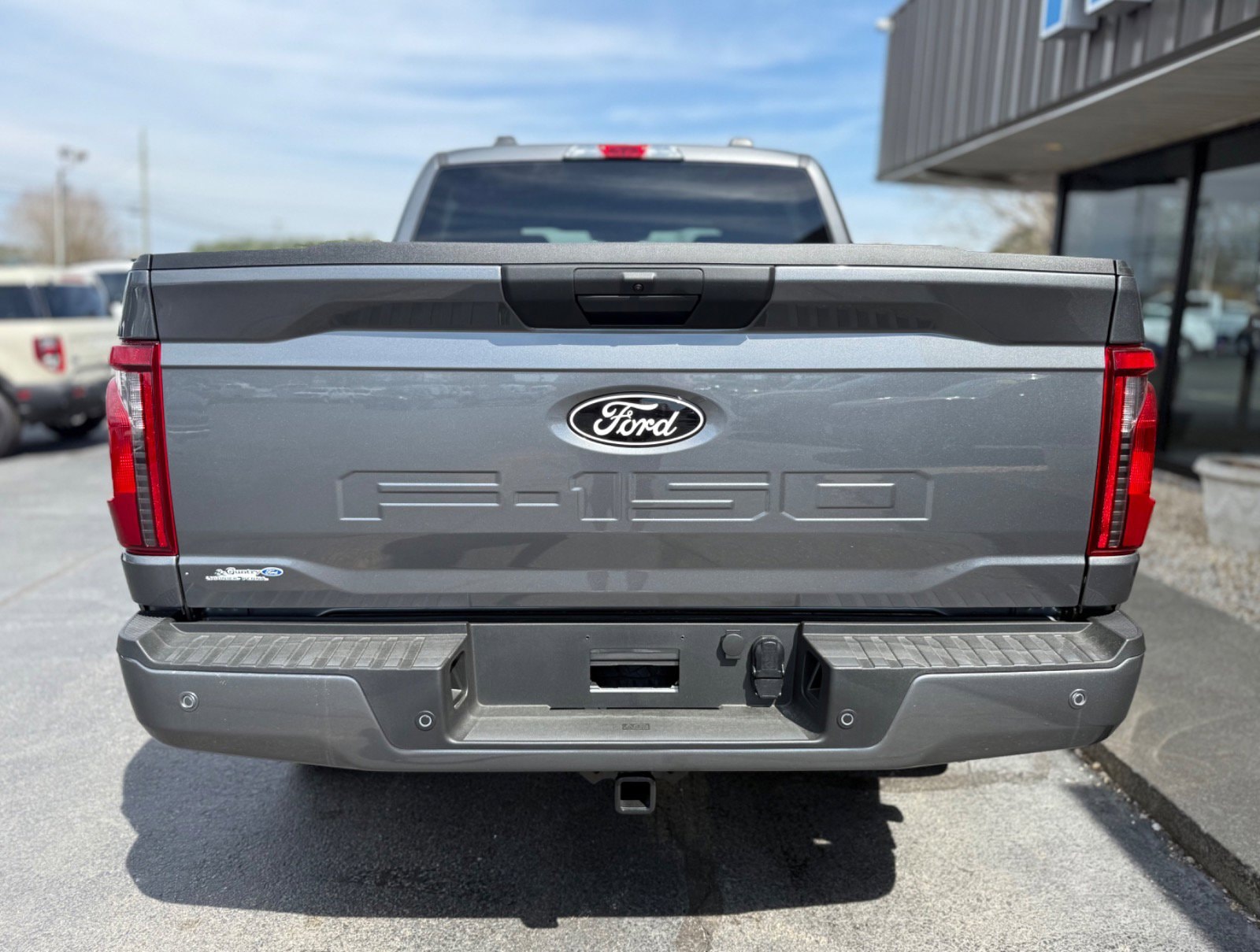 2025 Ford F-150 STX - Photo 3