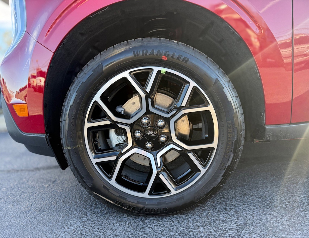 New 2025 Ford Maverick Lariat Truck SuperCrew