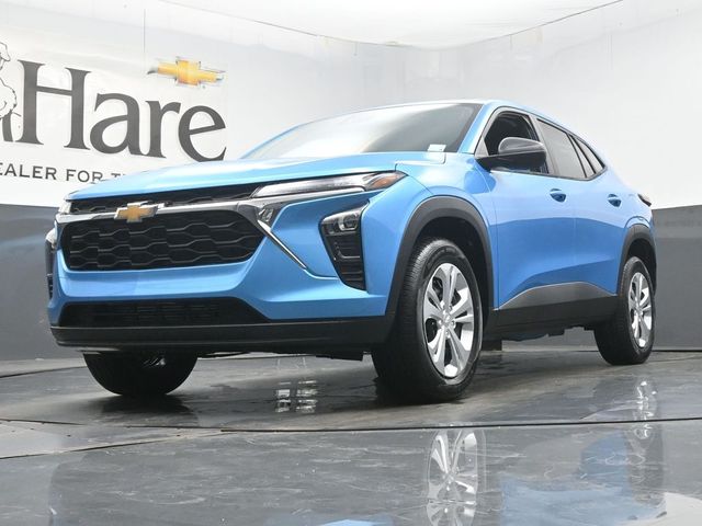 New 2026 Chevrolet Trax LS SUV