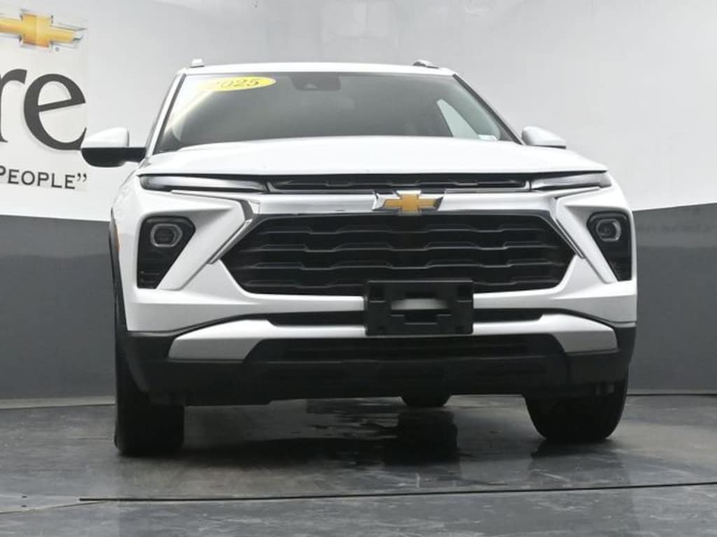 Used 2025 Chevrolet Trailblazer LT SUV