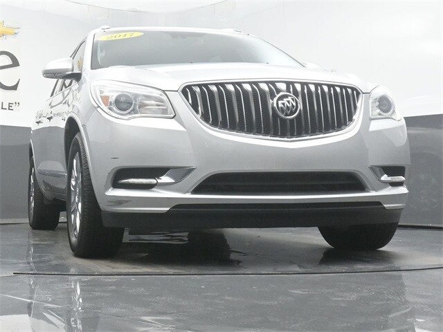 2017 Buick Enclave Leather photo 3