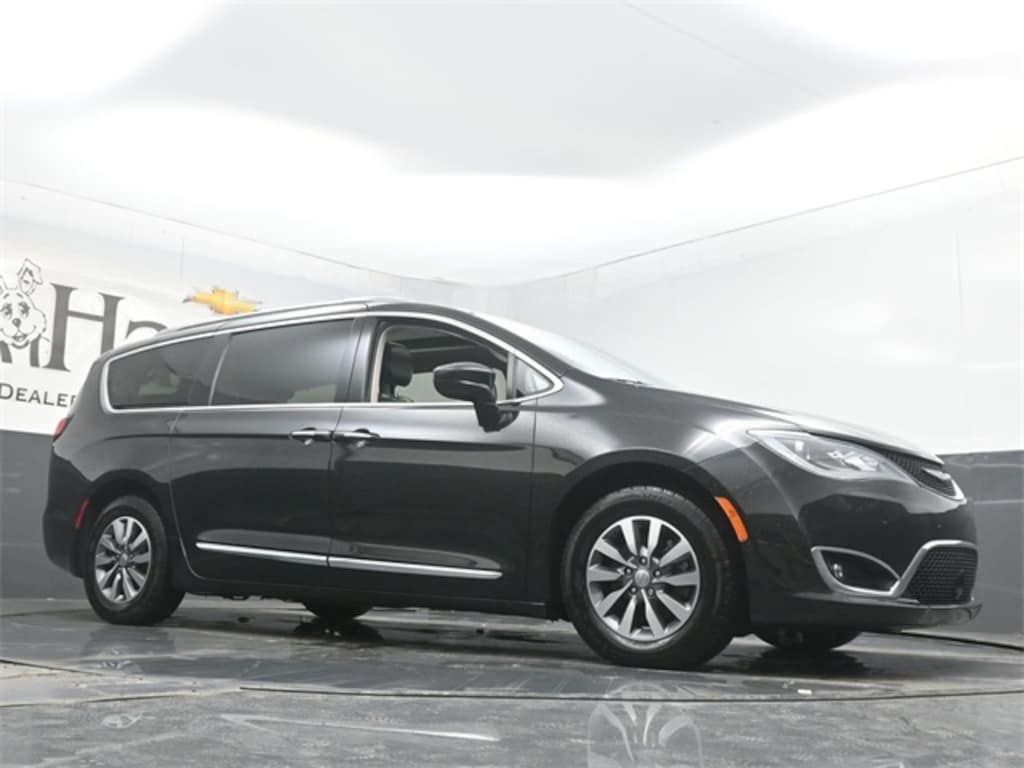 Used 2020 Chrysler Pacifica Touring L Plus Van Passenger Van