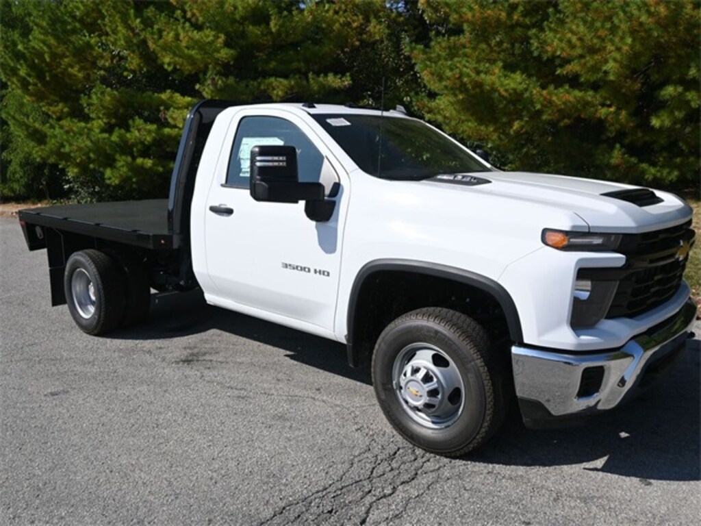 New 2025 Chevrolet Silverado 3500HD Chassis Work Truck Truck Regular Cab